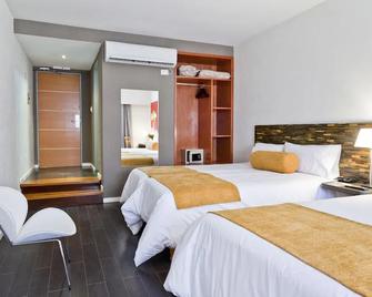 La Mision Posadas - Posadas