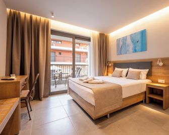 Maltepe Luxury Accommodation - Kallithea
