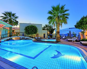 St. Constantin Sea Hotel and Spa Resort - Gouves - Piscine