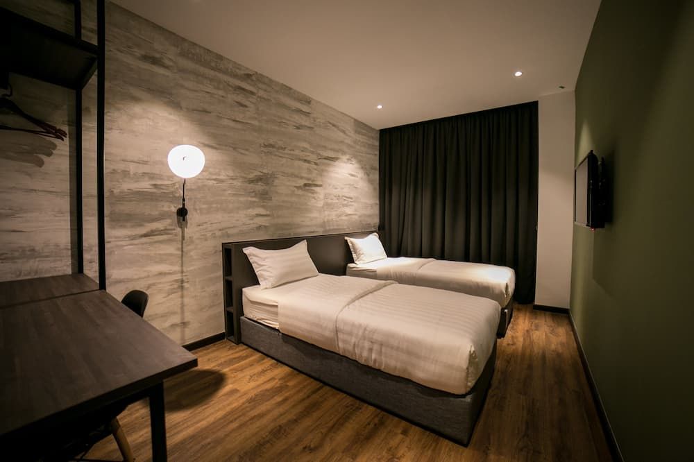 يوريكا هوتل