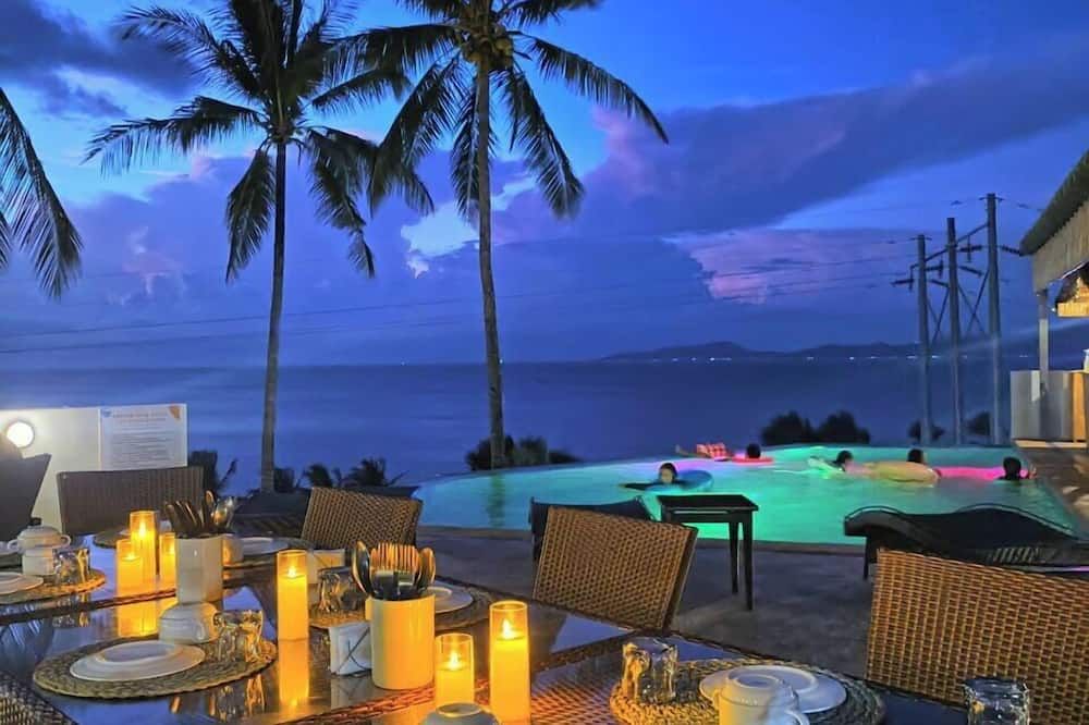 Av Suites - Puerto Galera - Pool