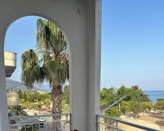 Nice Hotel - Anamur - Balcón