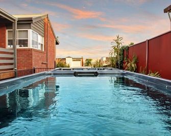 Cruickshank Retreat I Spa and Dip Pool - Ocean Grove - Pool