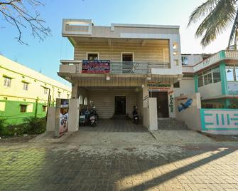 OYO Ashirbad Inn - Chatrapur - Building