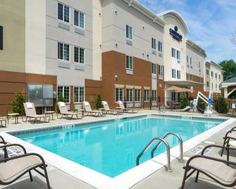 Candlewood Suites Grove City - Outlet Center - Mercer - Pool