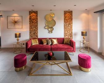 Gîte au coeur de l'Alsace Maison Gatsby - Staffelfelden - Sala de estar