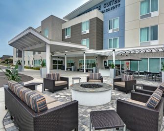 TownePlace Suites by Marriott Sarasota Bradenton West - בריידנטון - פטיו