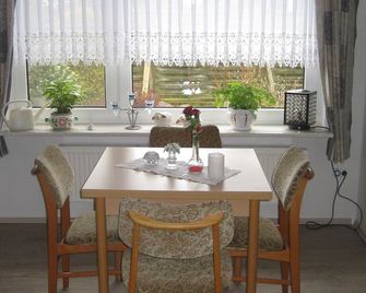 Ferienwohnung Haus Antje - Norden - Їдальня
