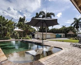 Gated Private House w/Pool & Backyard Oasis - Southwest Ranches - Pool