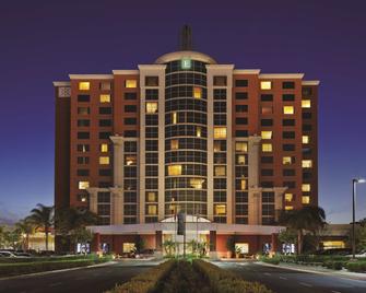 Embassy Suites by Hilton Anaheim South - Garden Grove - Κτίριο