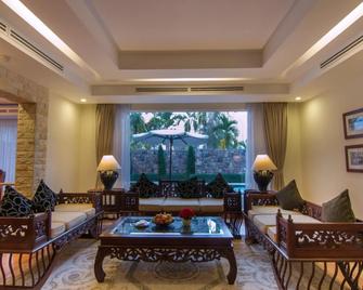 Angkor Palace Resort & Spa - Siem Reap - Living room