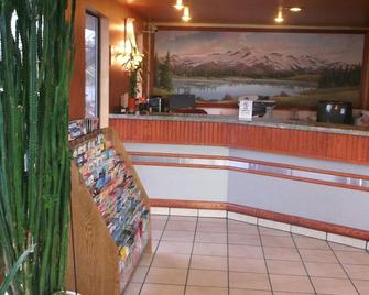 Sunrise Inn - Everett - Front desk