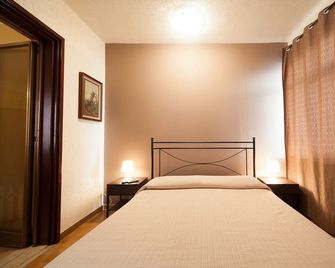 Il Cavaliere - Trapani - Schlafzimmer