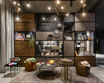 Moxy Stuttgart Feuerbach - שטוטגרט - טרקלין