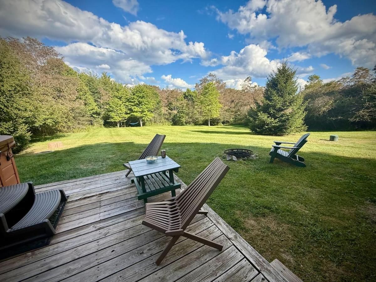 Fernwood Secluded Deep Creek & Wisp Hot Tub