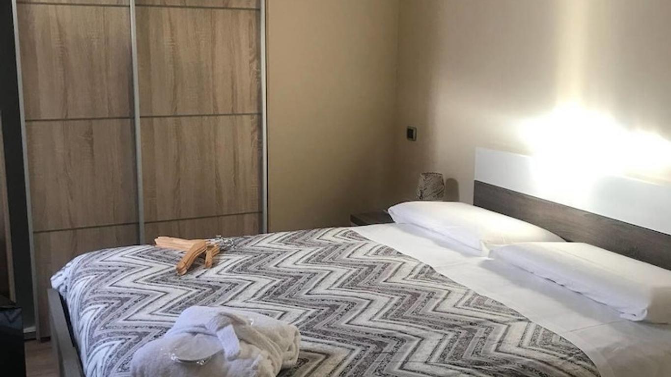 Hotel Lonatino