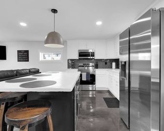 Lounges at Lynchburg - Lynchburg - Cocina
