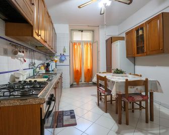 Salvanna Centro Storico - Neapel - Küche