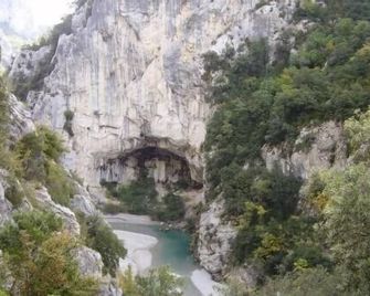 Moustiers Sainte Marie Studio Center 28m2 - Moustiers-Sainte-Marie - Gebouw