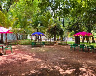Surya Eco and Wedding Resort - Thrissur - Patio