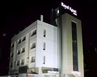 hotel royal kourt - Aurangabad - Gebouw