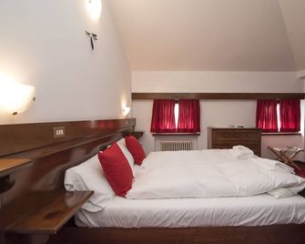 Locanda ai Dogi - Pieve di Cadore - Bedroom