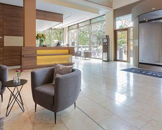 Melia Düsseldorf - Ντίσελντορφ - Σαλόνι ξενοδοχείου