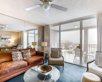 Magnolia House at Destin Pointe II - Destin - Living room