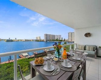 Golden Bay 506 - Sunny Isles Beach - Balkon