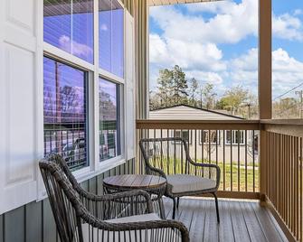 Landrum Retreat - Landrum - Balcony