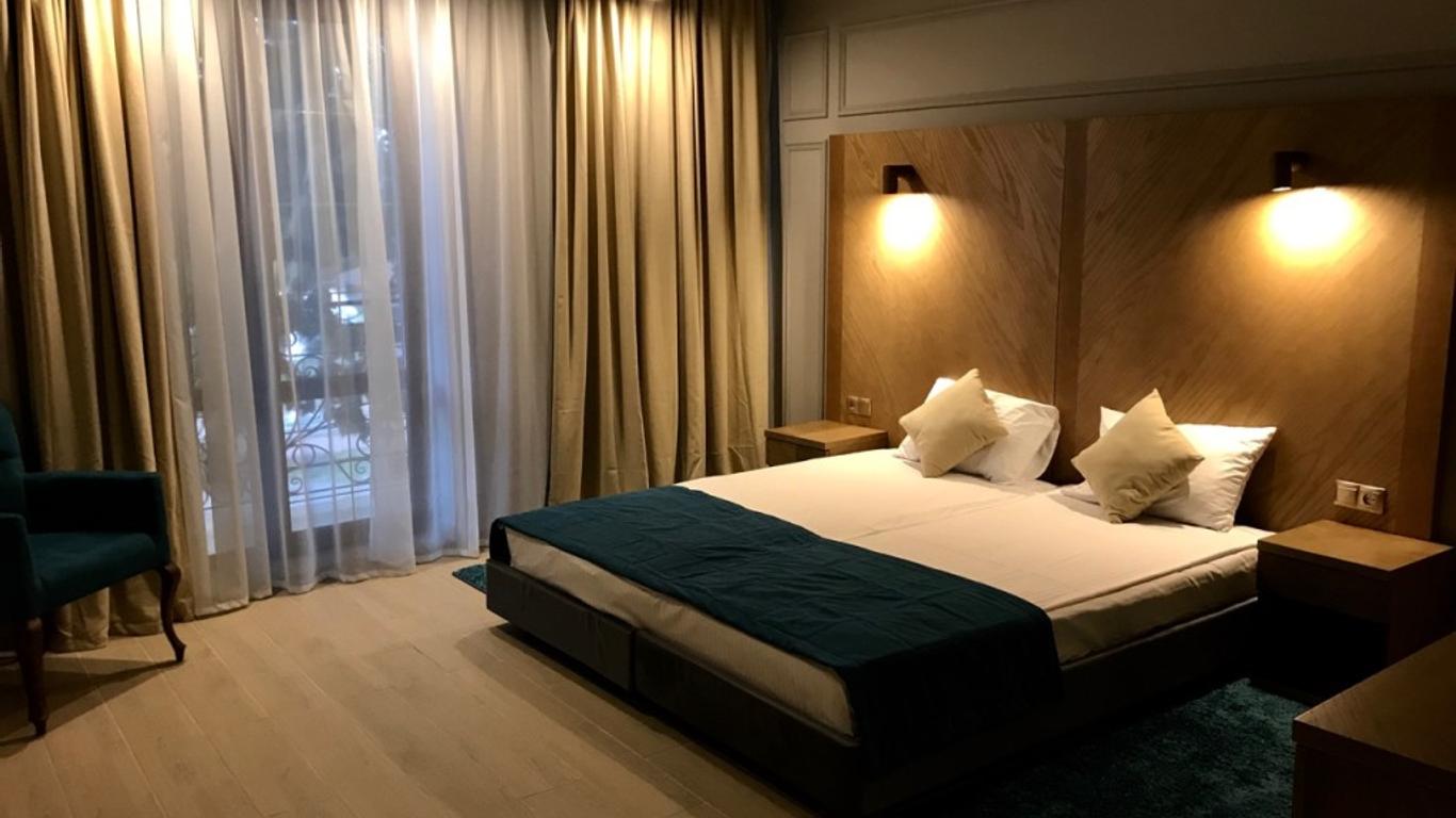 Boomerang Boutique Hotel