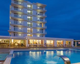 Hotel Gran Sol - Sant Antoni de Portmany - Building