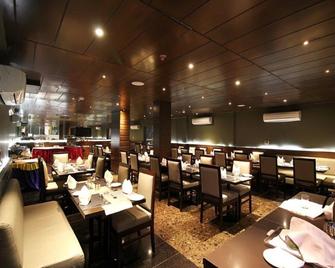 Aravali Clarks Inn Alwar - Alwar - Restaurant