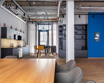 Numa Frankfurt Bloc - Fráncfort - Recepción