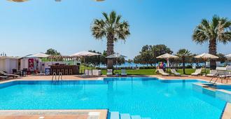 Maltezana Beach Hotel - Analipsi - Piscina