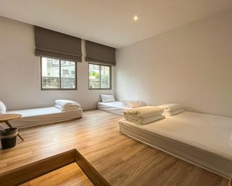Light Hostel Hualien - הואליין סיטי - חדר שינה