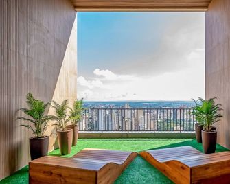 Lindos apts c piscina no Setor Oeste IDV - Goiânia - Balkon