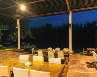 Chong khaep aingkwai resort Saiyok - Sai Yok - Restaurant