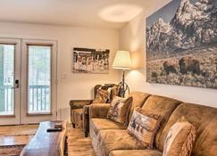 Skiers Dream Upscale Condo By Teton Village! - Wilson - Living room