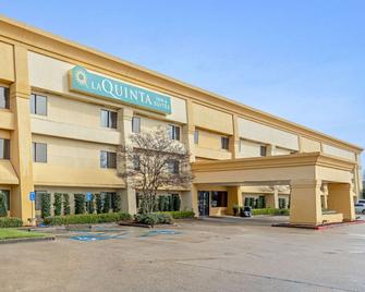 La Quinta Inn & Suites by Wyndham Baton Rouge Siegen Lane - Baton Rouge - Building