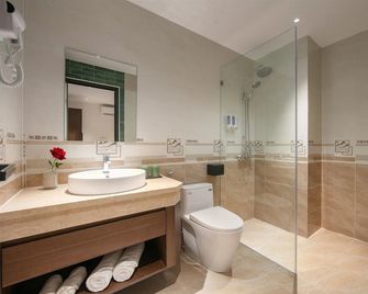 Pavilion Essence Hanoi Hotel - Hanoi - Bad