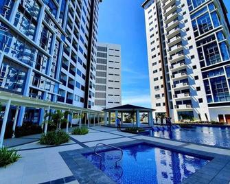 The Mactan Newtown - Lapu-Lapu City - Pool