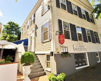 Languedoc Inn & 3 Hussey St Guest House - Nantucket - Toà nhà