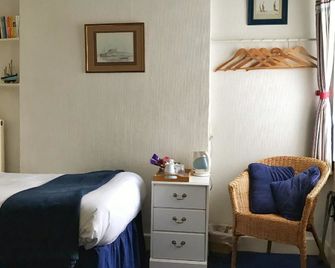 The Moorings B&B - Southend-on-Sea - Bedroom