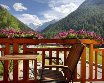 國賓酒店 - 科涅 - 科涅 - 陽台