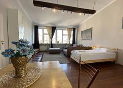 P&J Apartments - Krakow - Bedroom