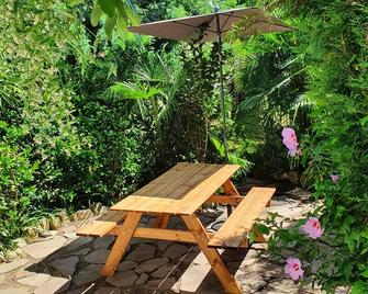 Charming little furnished house / Anglet -Aguiléra - Anglet - Patio