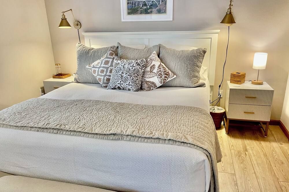 Historic downtown Albany, and peaceful river walks await your enjoyment - Albany - Slaapkamer