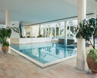 Golf-Tennis-Wellnesshotel Mori - Sankt Kanzian - בריכה