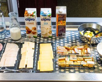 ibis Styles Sarrebourg - Saarburg - Buffet